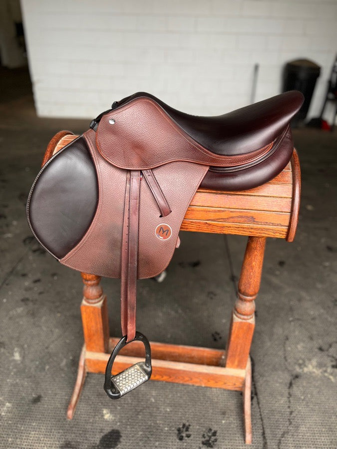 Meyer Saddle - 2022 17”