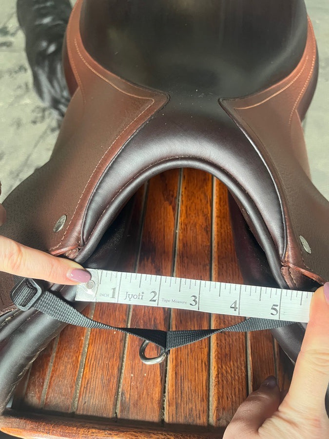 Meyer Saddle - 2022 17”