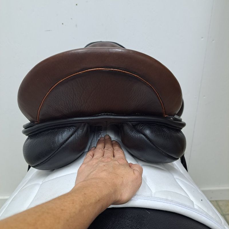 17.5" JRD Dressage Saddle W