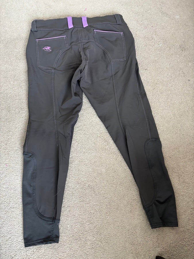 32R Piper evolution, charcoal with power purple, knee patch. Great Condition