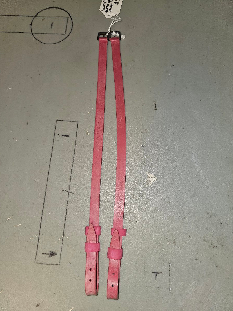 Nunn Finer easiest spur strap in red