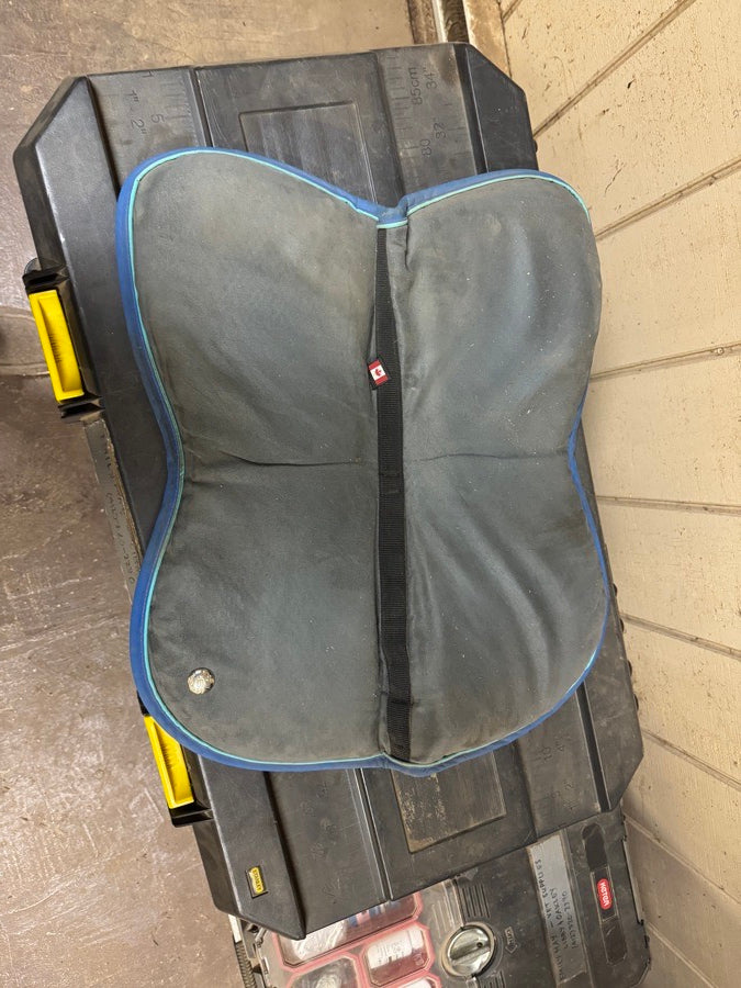 Ogilvy Half Pad