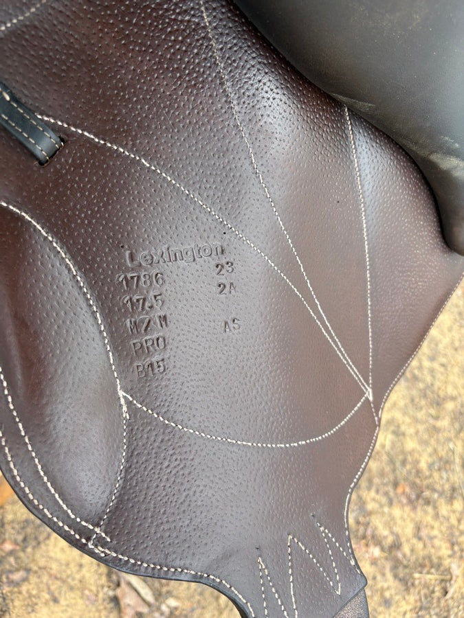 2023 Voltaire Lexington mono flap jump saddle