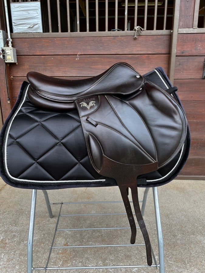 VOLTAIRE 2023 Voltaire Lexington mono flap jump saddle