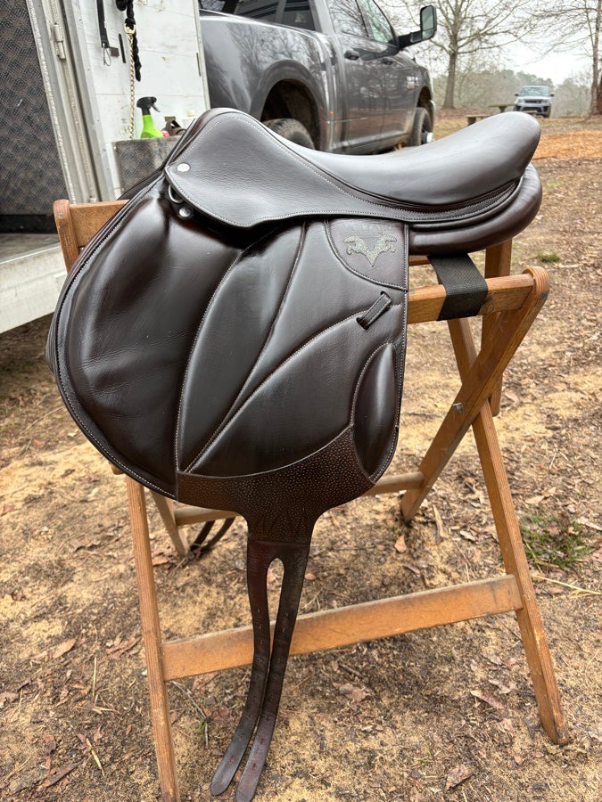 2023 Voltaire Lexington mono flap jump saddle