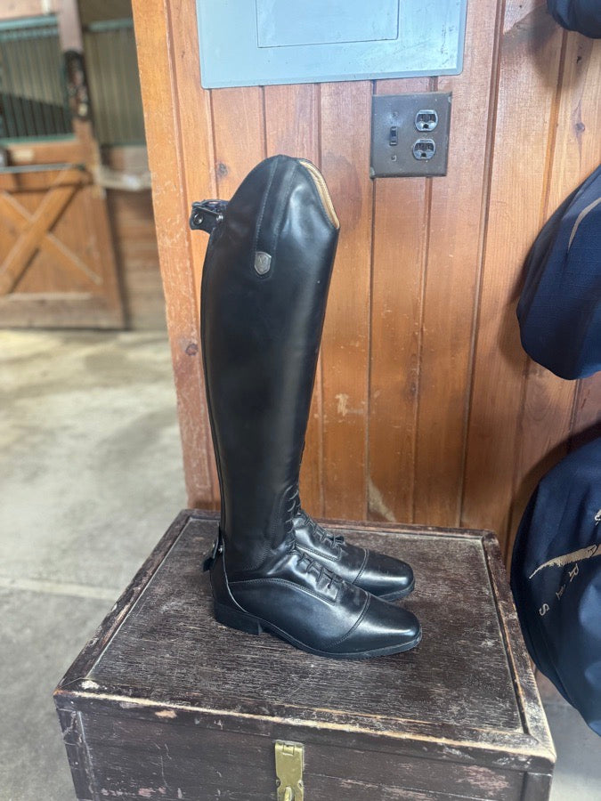 MOUNTAIN HORSE NWT mountain horse boots (8)