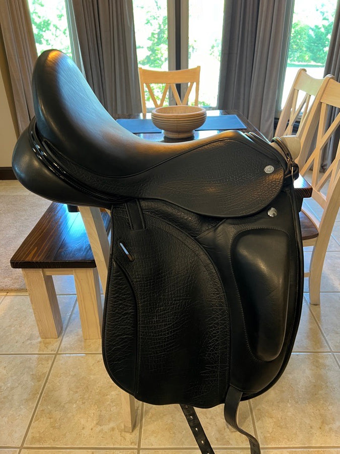 17.5” Frank Baines W Saddle