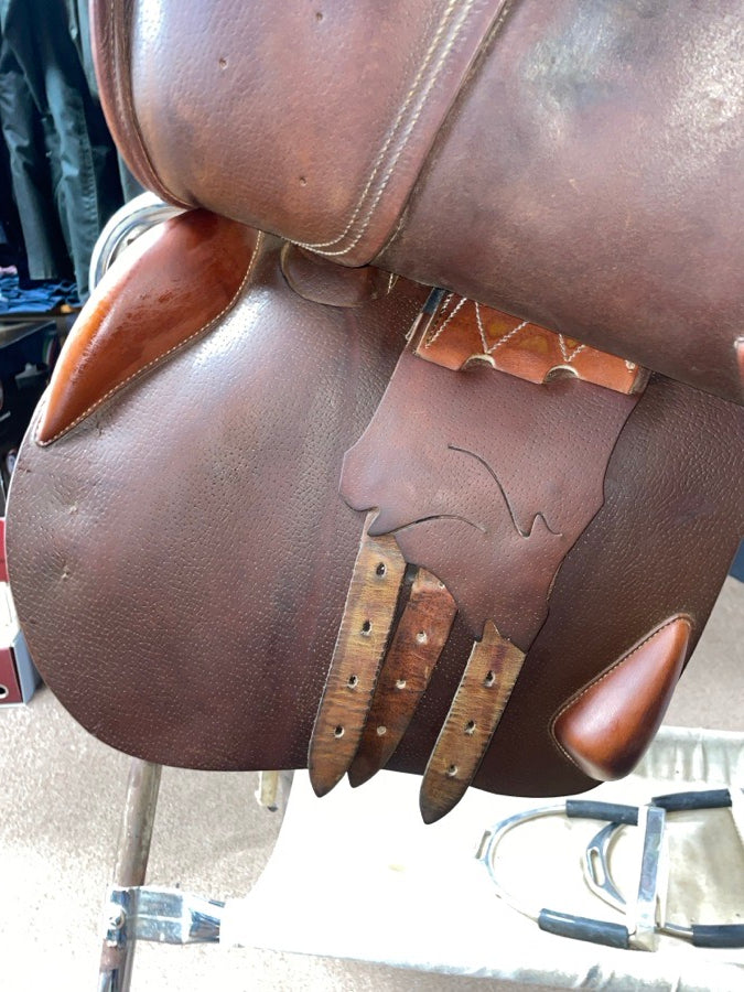 DEVOUCOUX Devoucoux 2006 18.5" Saddle (3)