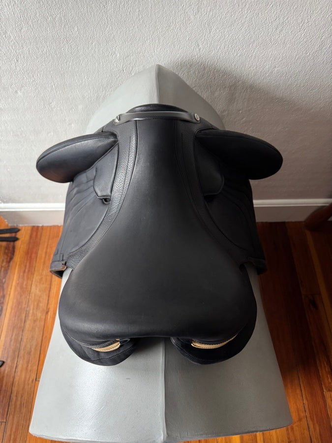 DEVOUCOUX 17.5” 2024 Devoucoux Makila Harmonie Dressage Saddle - 2A - Full Buffalo (7)