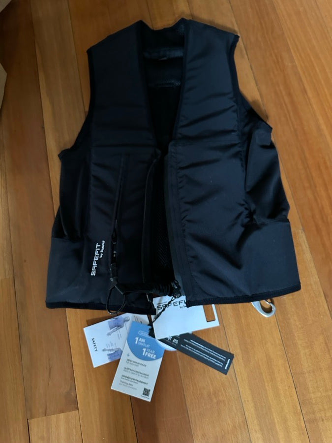 Brand New (NEVER WORN) Seaver SafeFit Airbag Vest XXS