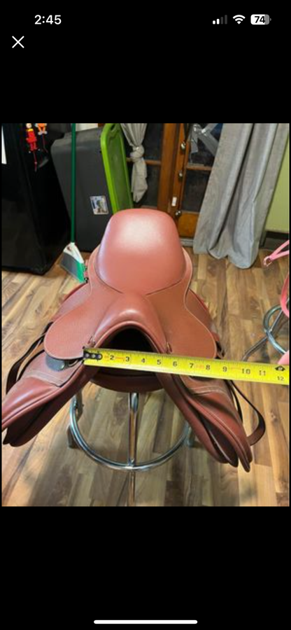 KINCADE Saddle