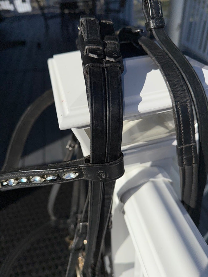 OTTO SCHUMACHER Otto Schumacher Double Bridle with bits and reins Full Size Black like new (4)