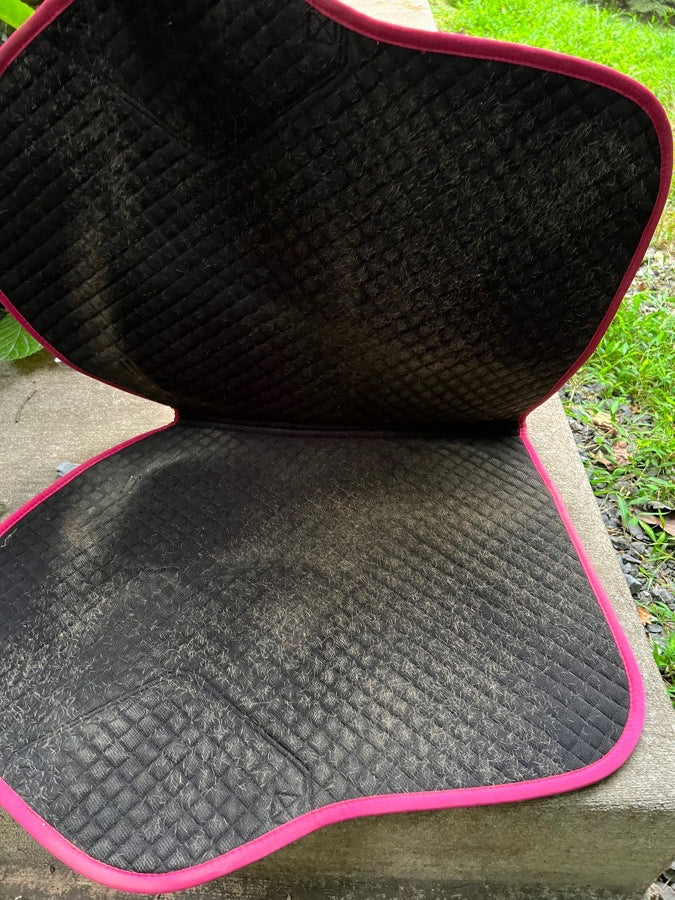 Shires hot pink jump saddle pad