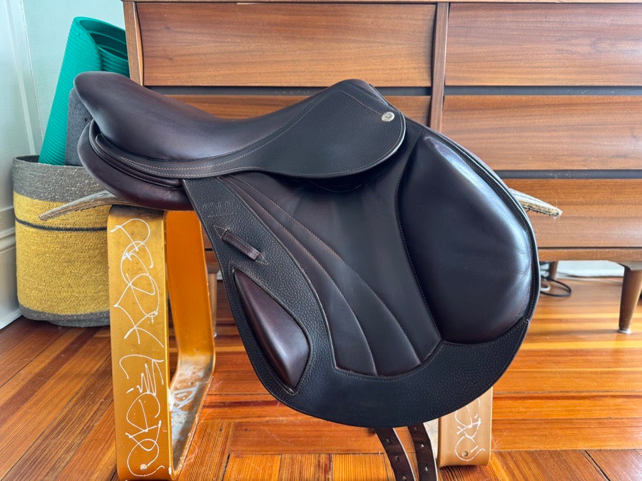 CWD 17” 2016 CWD SE09 Monoflap Saddle - Full Calf - Immaculate (8)
