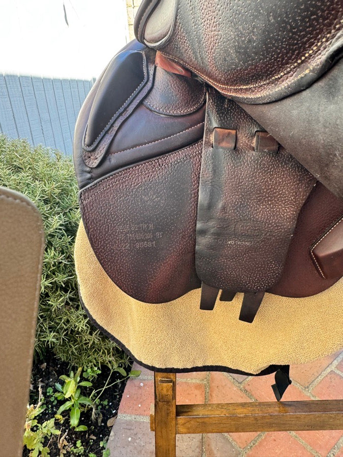 CWD saddle 2022, 17.5