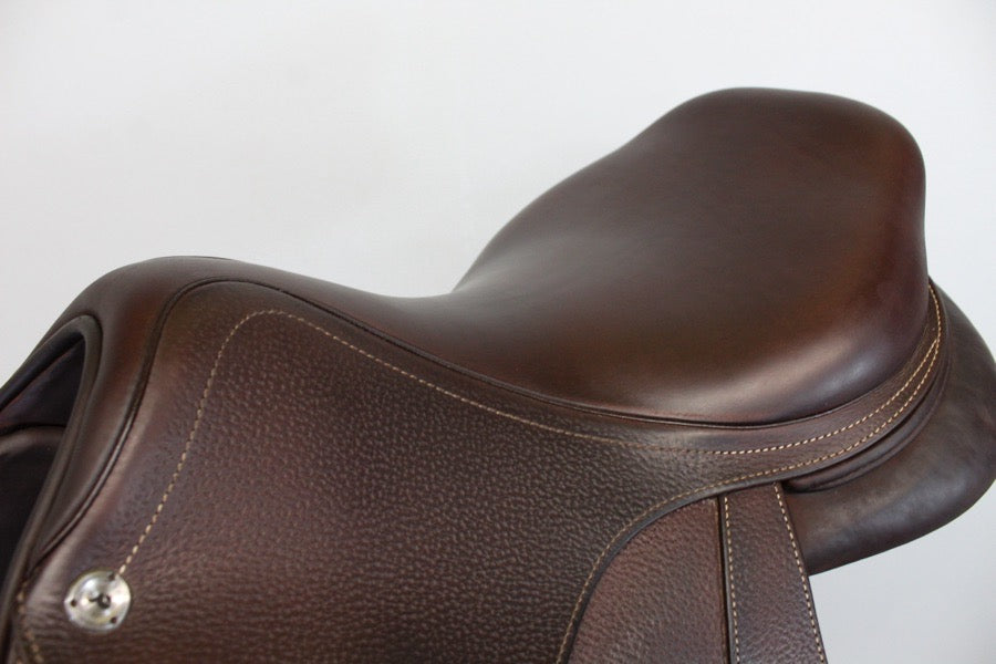 CWD 17” CWD SE01 (2L flap, grain calf) (4)