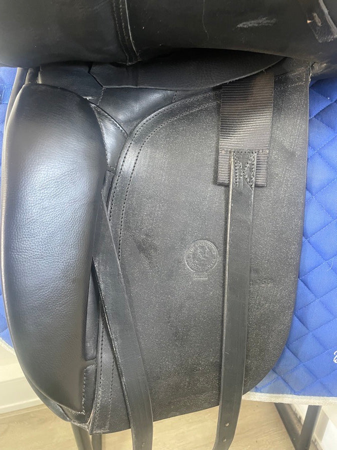 CLASSIC SADDLERY 18.5” Classic saddlery Vivian - adjustable (2)
