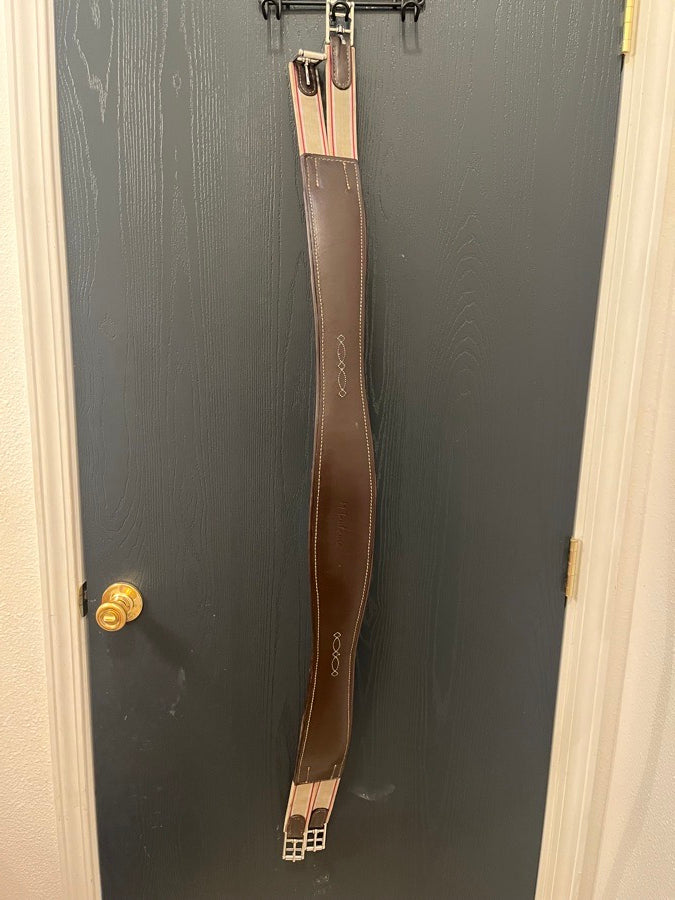 Other M Toulouse Contour Shaped Padded Leather Girth