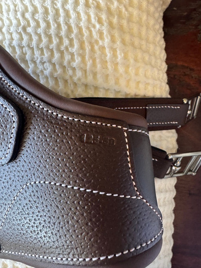 VOLTAIRE Anatomical Girth 50” (2)