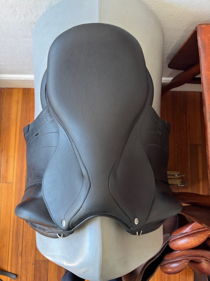 ARION 17” Arion Atlas Dressage Saddle - 2024 - AO Wide Tree - 2C - NEW (3)
