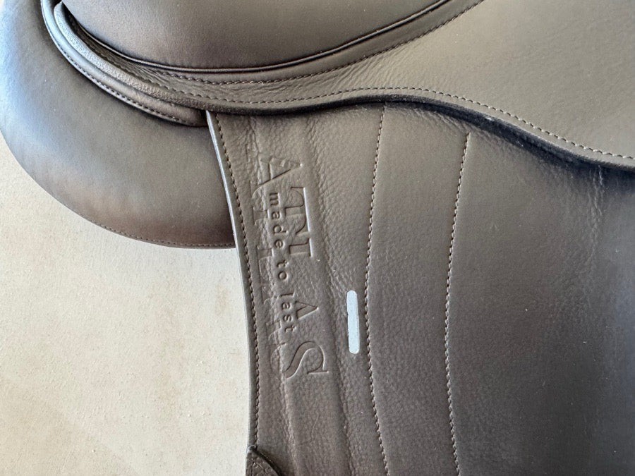 ARION 17” Arion Atlas Dressage Saddle - 2024 - AO Wide Tree - 2C - NEW (8)