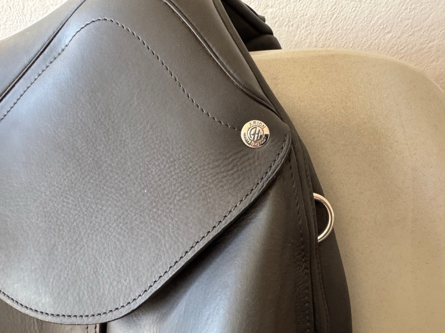 ARION 17” Arion Atlas Dressage Saddle - 2024 - AO Wide Tree - 2C - NEW (7)