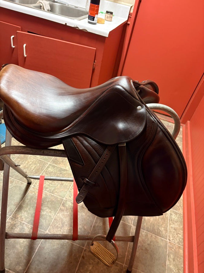 CWD Saddle 16.5”