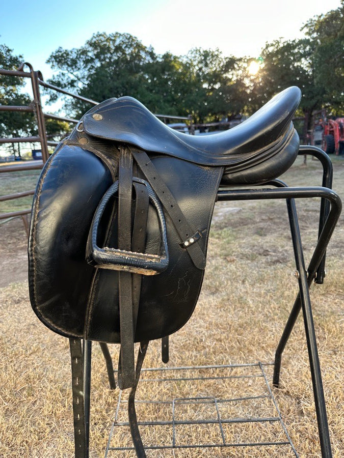 Prestige Dressage Saddle
