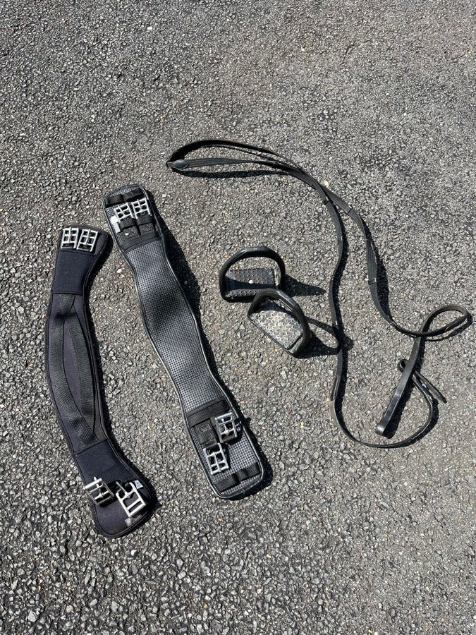 Horsey items! Girths, stirrups, reins