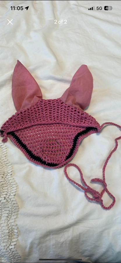 Horse ear bonnet