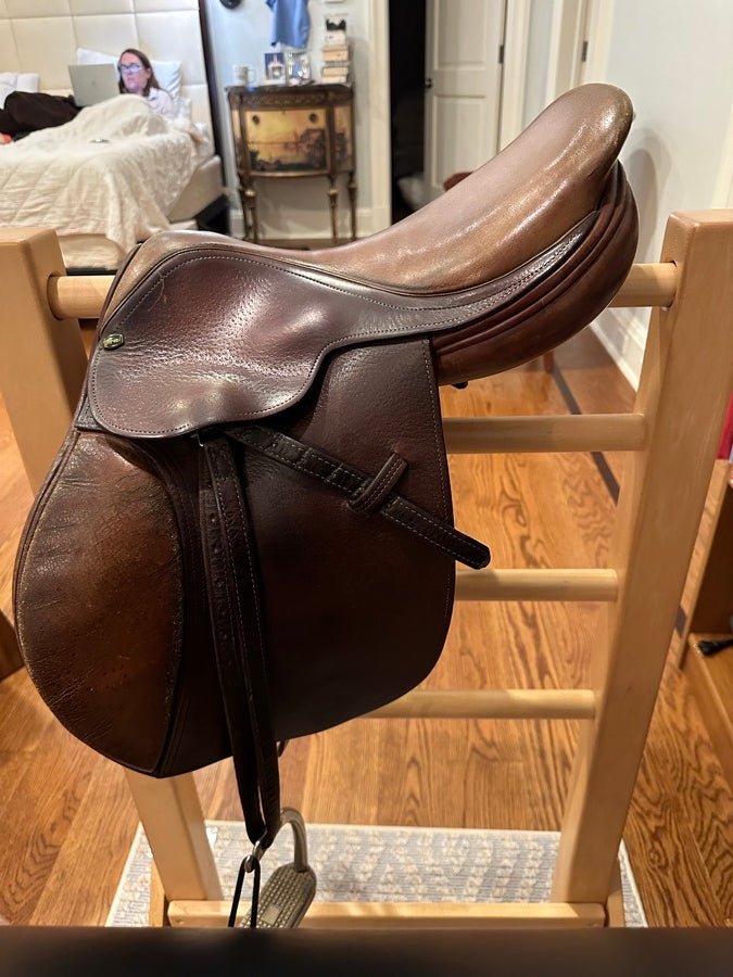 Beval Junior Saddle Size 15, Made in England, LTD2, Stirrup + Stirrup Leathers