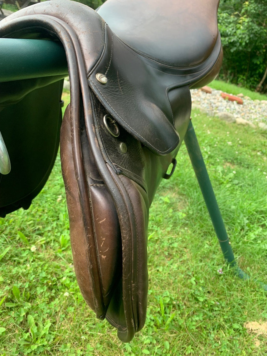 County Pro Fit Jump Saddle