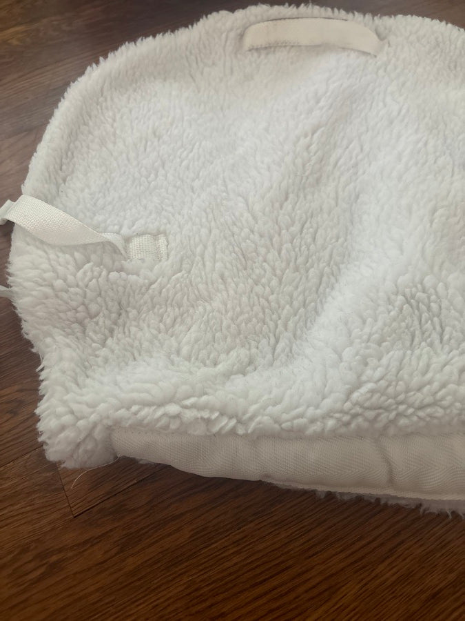 Other White show pad (3)