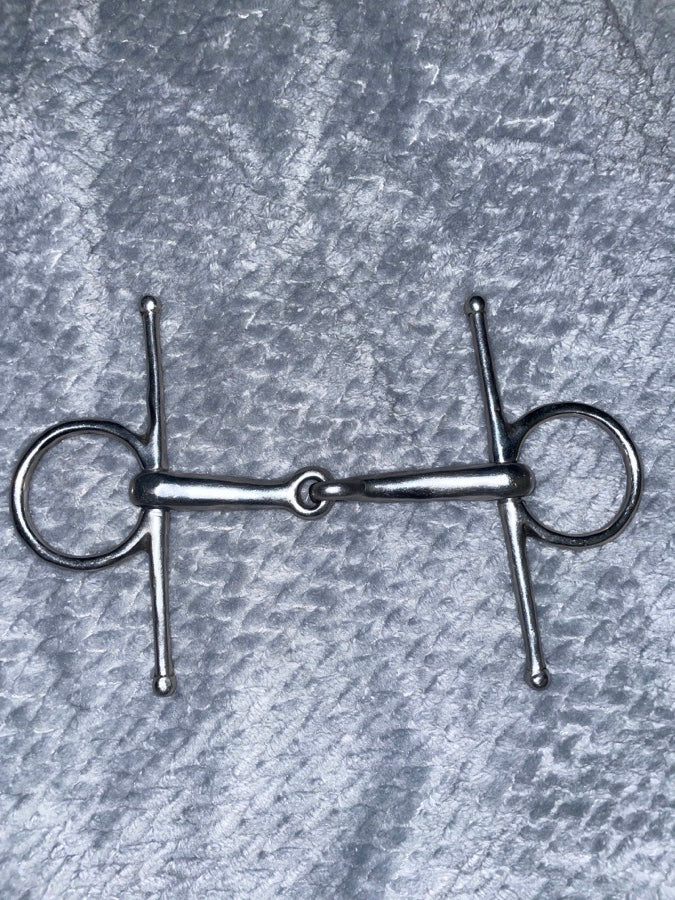4.75” simple full cheek snaffle