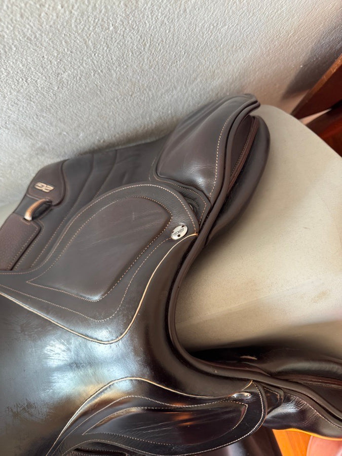 CWD 17.5” CWD SE32 Mademoiselle 2Gs PRO Saddle - 2C - 2016 (4)
