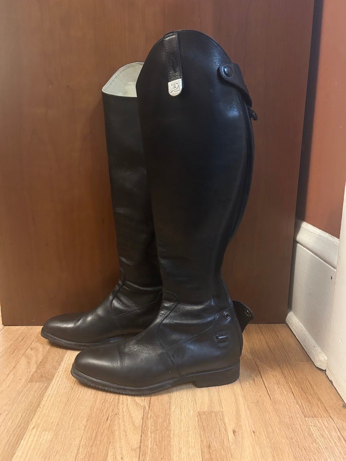 Tucci Sofia Tall Boots