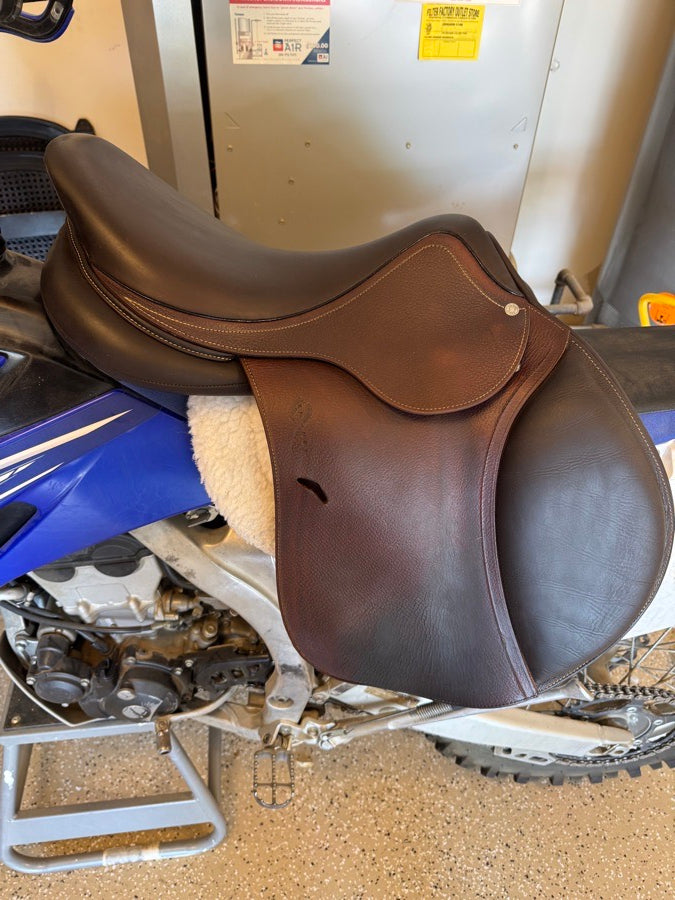 ANTARES 2022, 17.5 Antares saddle (8)