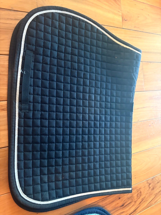 SMARTPAK Two medium saddle, pads brand new.