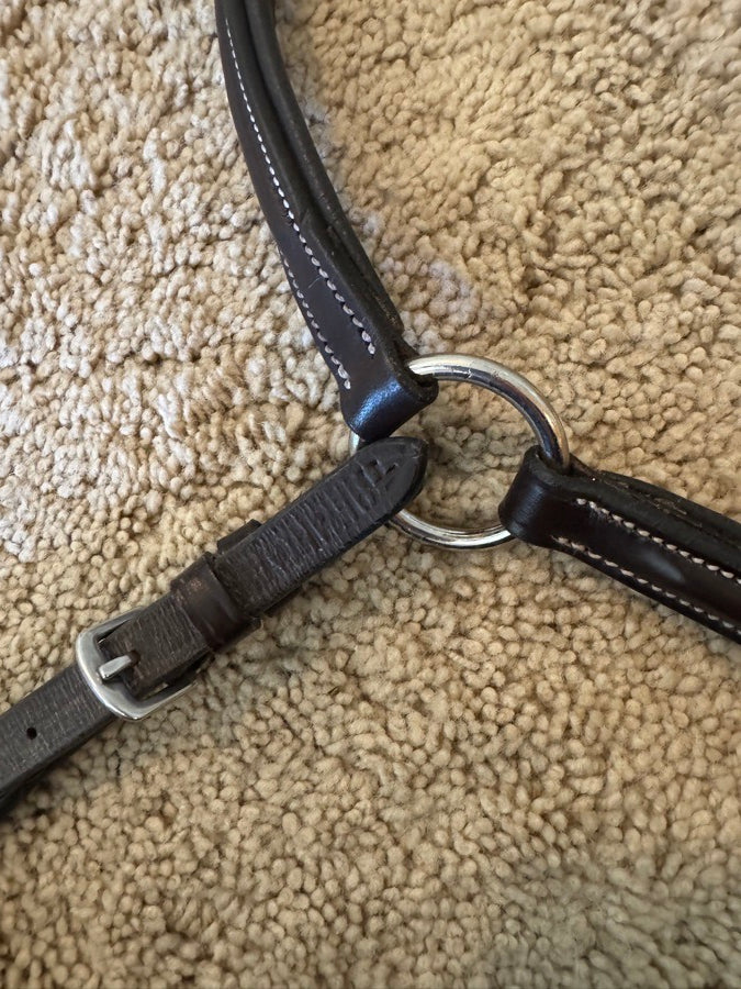 Black Oak Fancy Stitched Hunter Breastplate