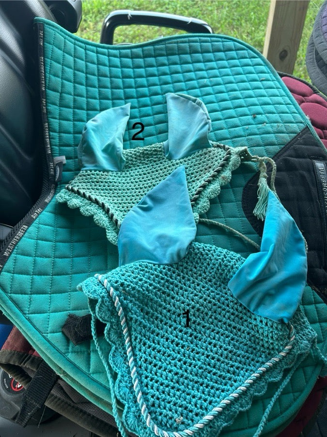 WEATHERBEETA Saddle pads!! (2)