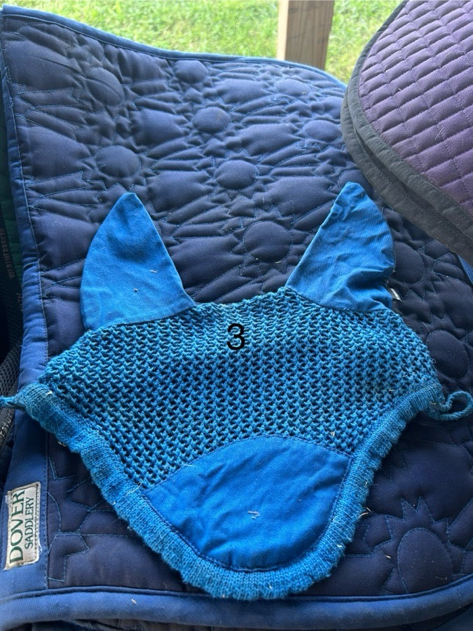 WEATHERBEETA Saddle pads!! (3)