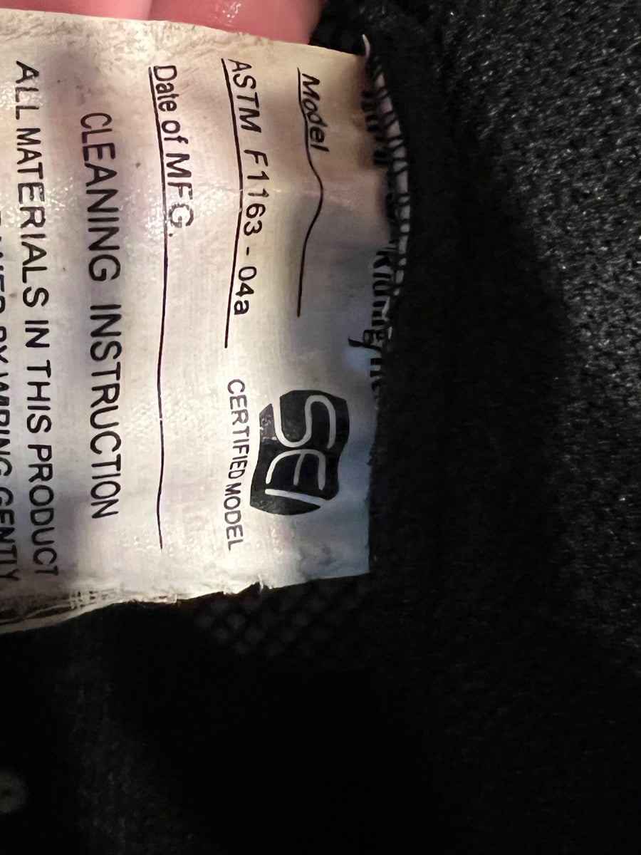 IRH Helmet Size 7, includes carrying case