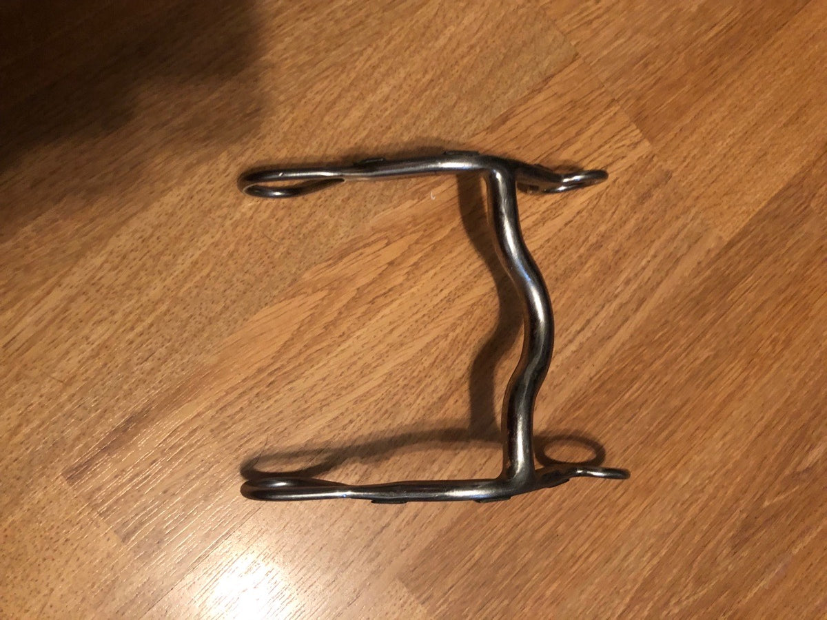 Low port pony curb bit