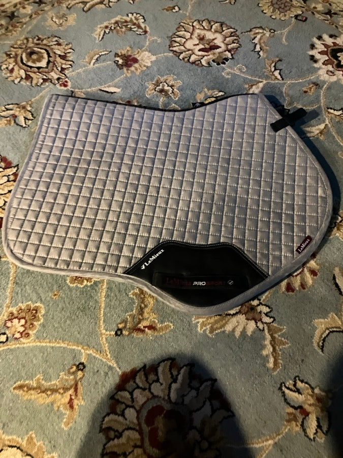 LEMIEUX LeMeuix saddle pad large gray only used once amazing condition (2)