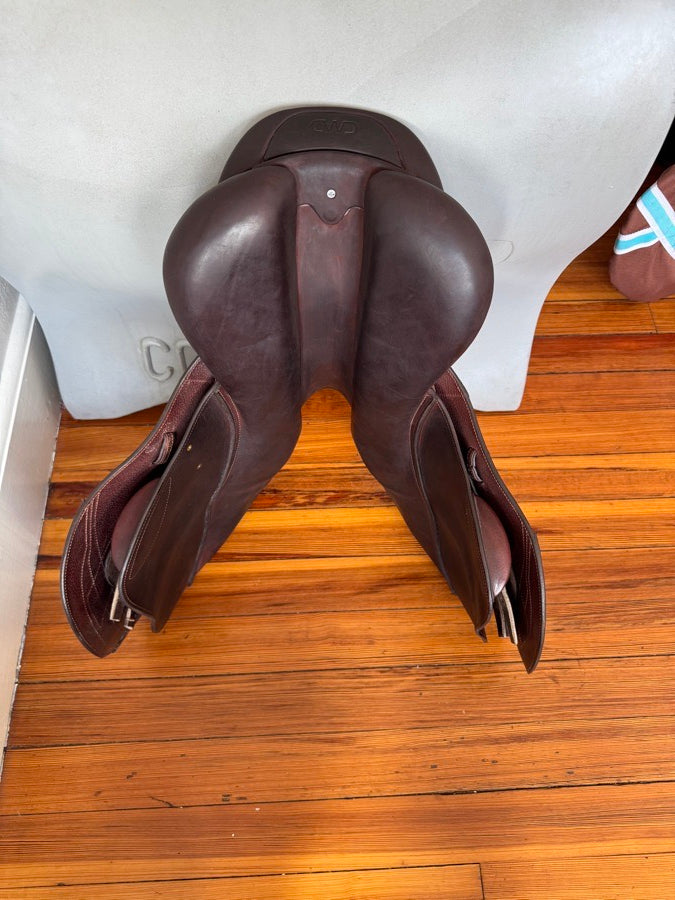 CWD 17.5” 2024 CWD SE39 Hunter Mademoiselle 2Gs Saddle - 3CH - Full Buffalo (7)
