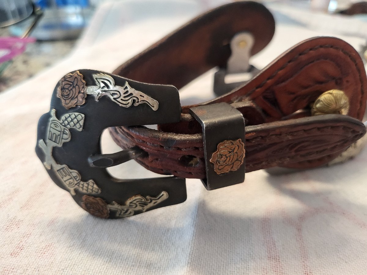Ladies Spurs and Spur Straps
