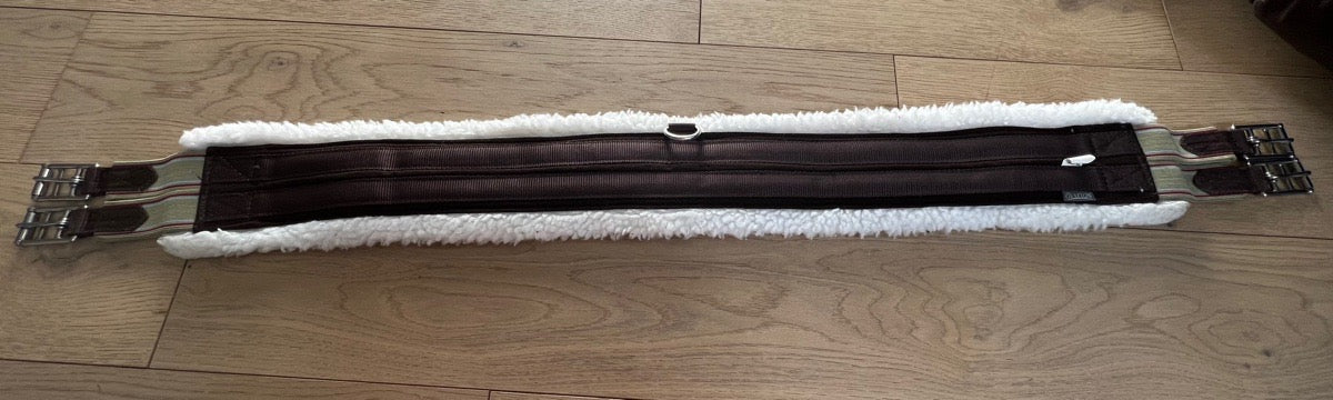Size 48 fluffy Ovation girth