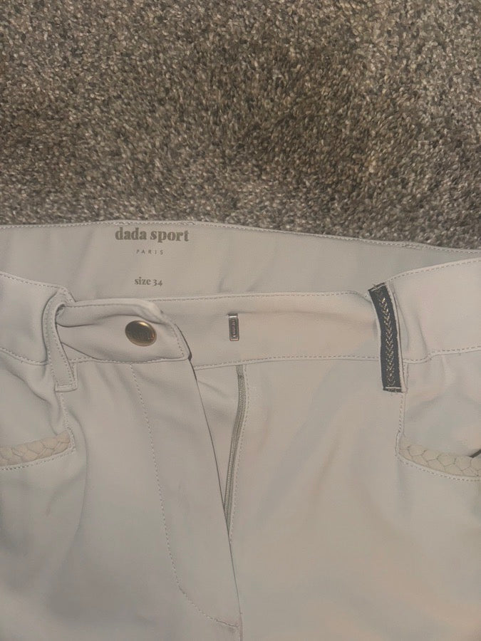 Dada sport show breech