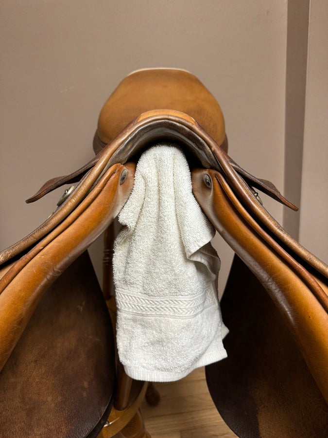 PRESTIGE Prestige 16” long flap saddle (4)