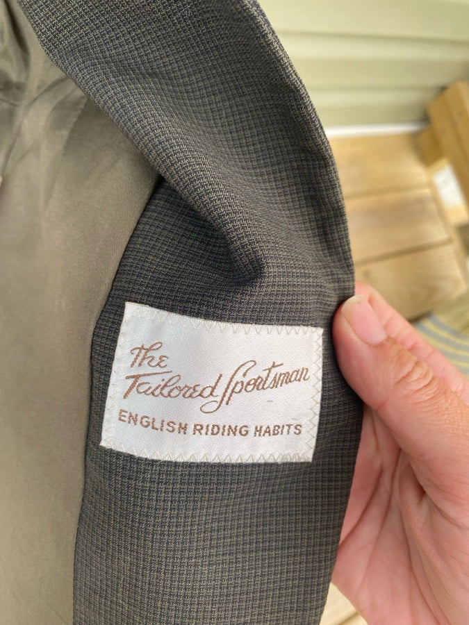 Tailored Sportsman Show Coat- Olive green